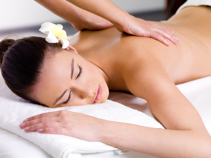 Rücken- und Nackenmassage